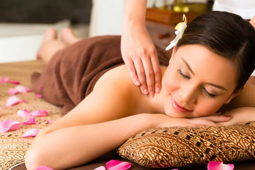 Full Body Massage, Swedish Massage and LomiLomi Massage