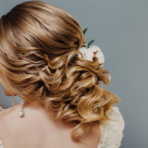 Fabulous Fringy Updo hairstyles anyone can do!