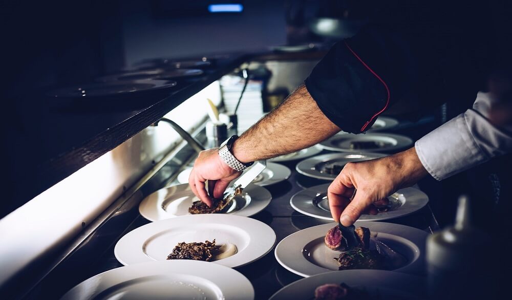 duties of a commis chef