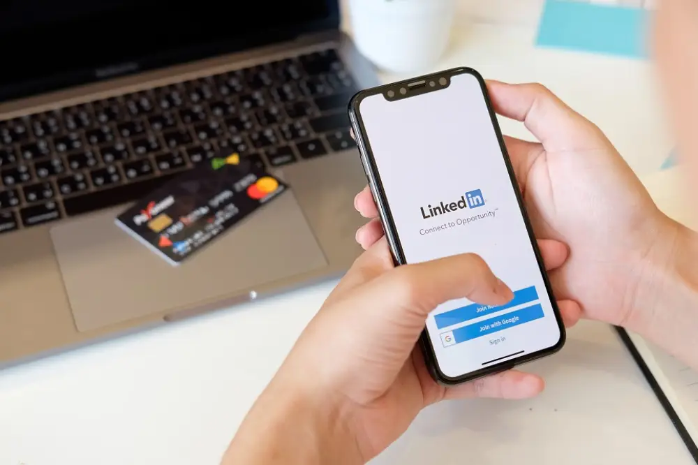 Using LinkedIn as Business Tool