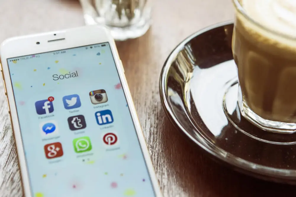 The Complete Social Media Marketing Toolkit: From Facebook to YouTube